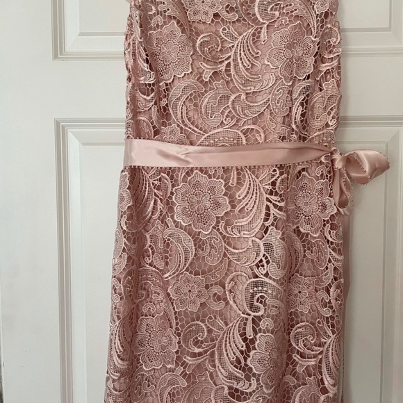 Dress - Picture 5 of 14